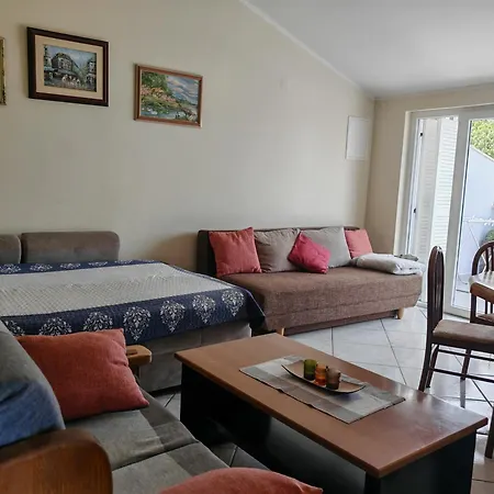 Ivanka G Apartament *